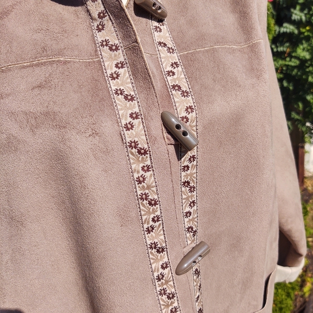 Alfred Dunner 12 Nordic Faux Suede Jacket! - Picture 4 of 12